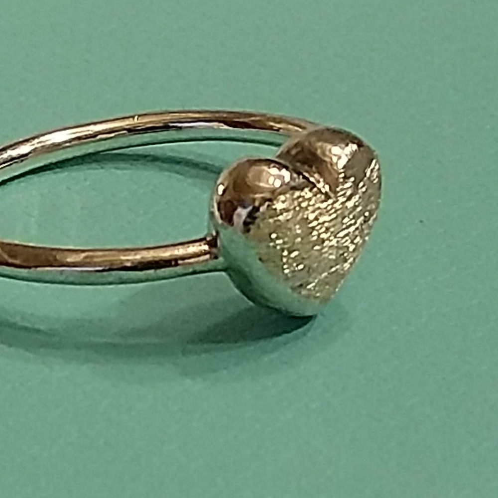 ++SOLD++Tiffany & Co Ring - Picture 5 of 7